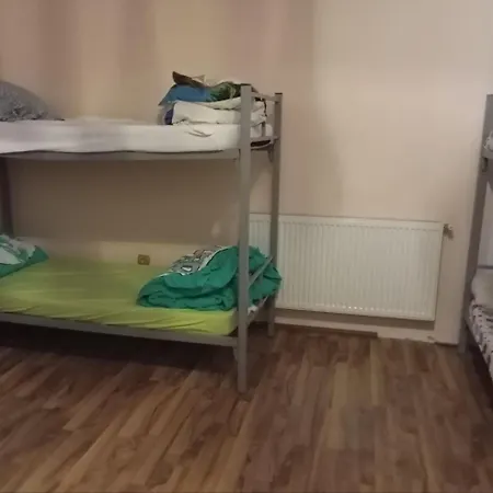 Хостел Central Rooms Craiova
